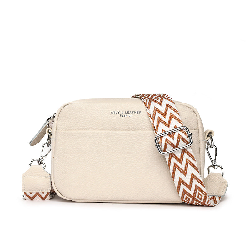 Fashion shoulder crossbody bag with rhombus embroidery